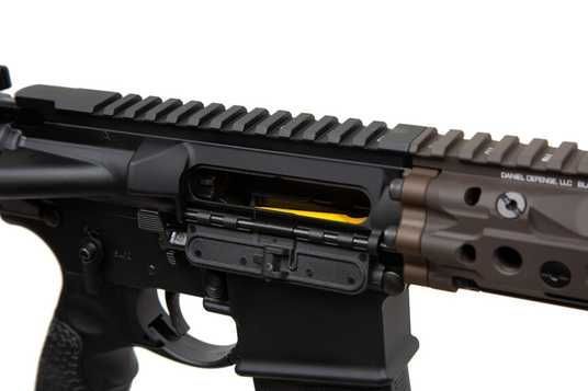 Карабін нарізний Daniel Defense M4A1 RIII кал.223Rem FDE 14,5